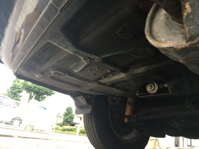 トランク裏2