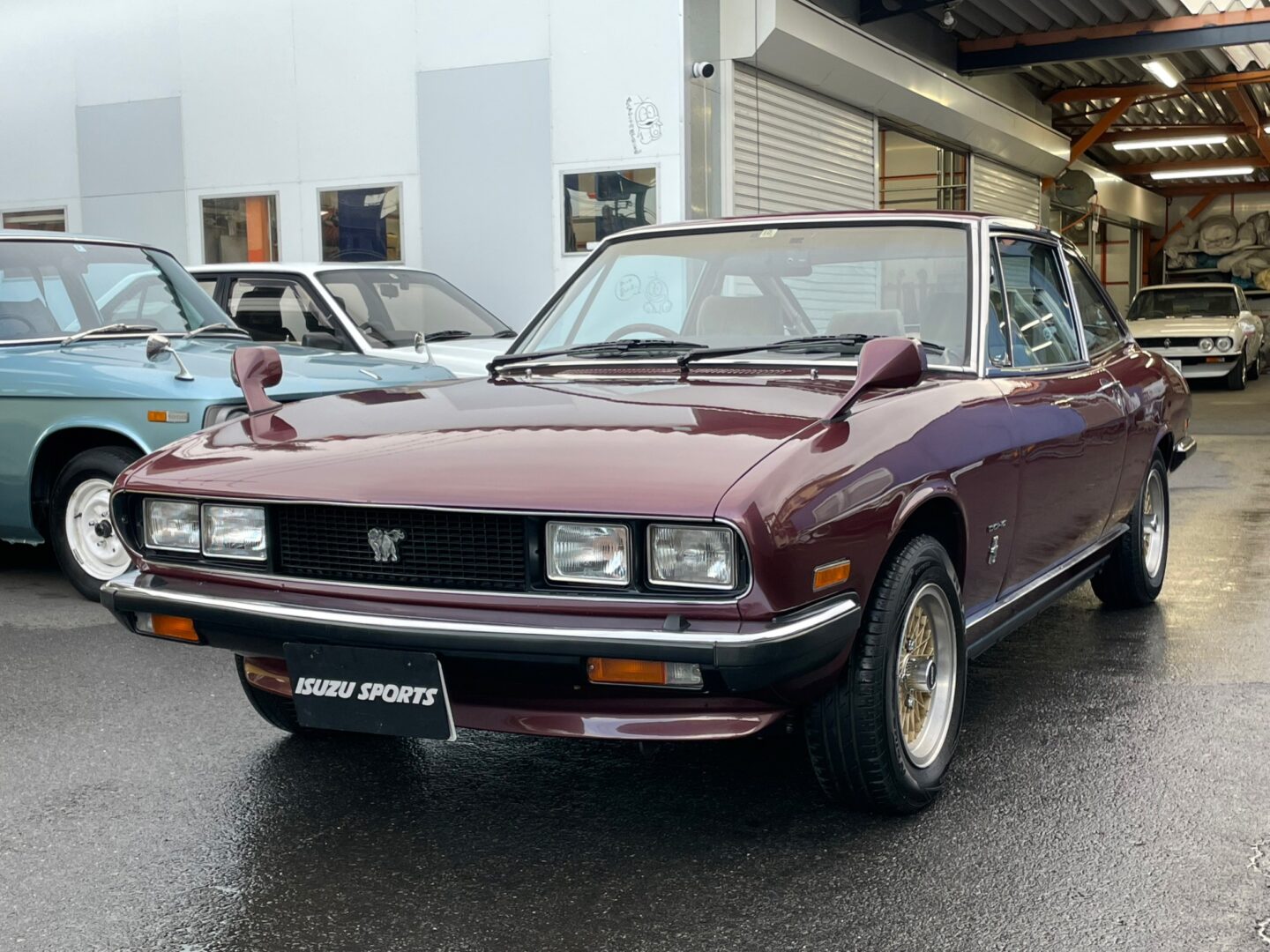 いすゞ 117クーペ 弊社メンテ車 | ISUZU SPORTS