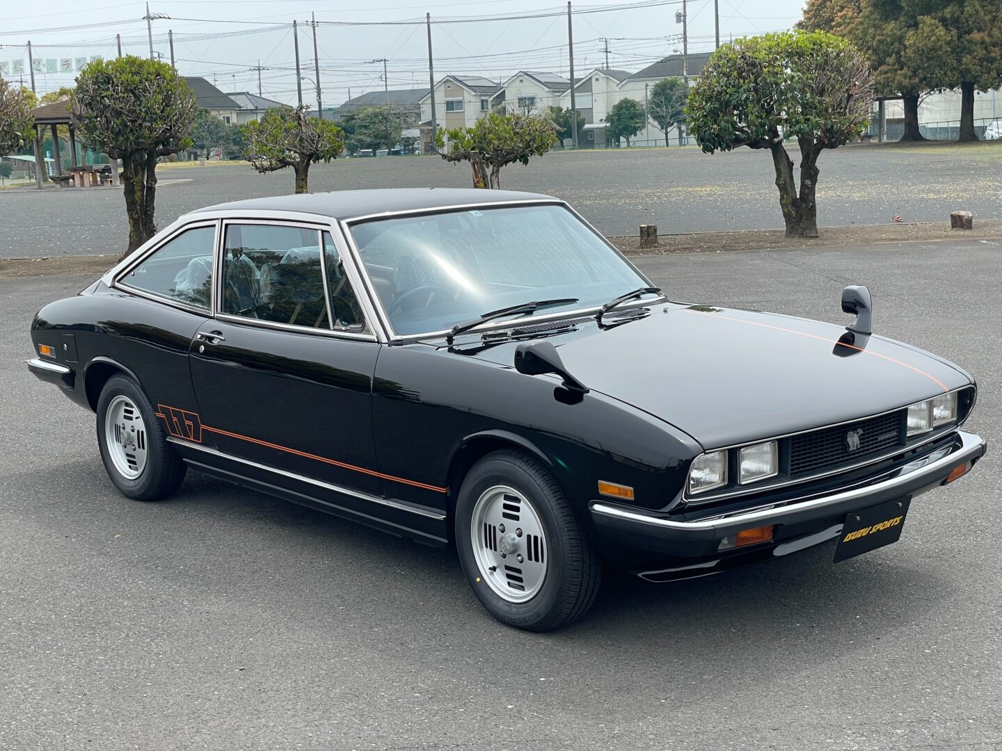 ISUZU 117クーペ　　リモコンカー イスズ 117クーペ 特別な1台 | ISUZU SPORTS